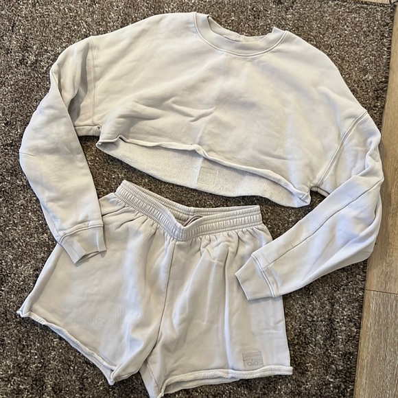 ALO Yoga Tops - ALO Yoga Sweat Set
